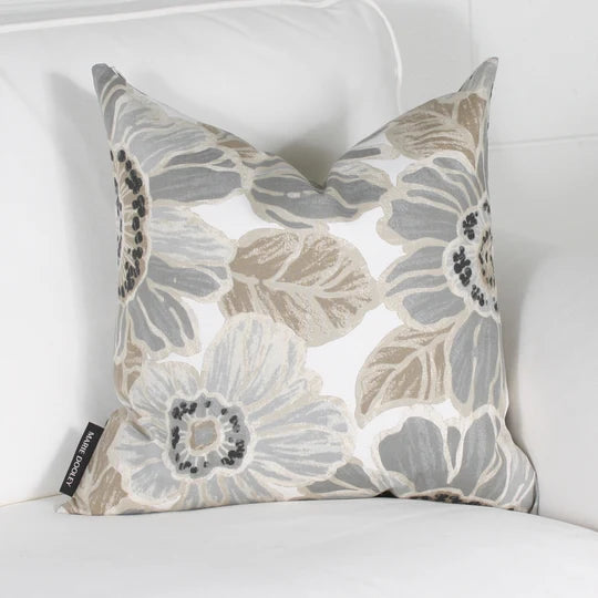 Kasa Cushion