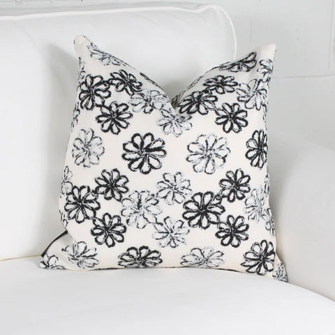 Lettonie White Cushion