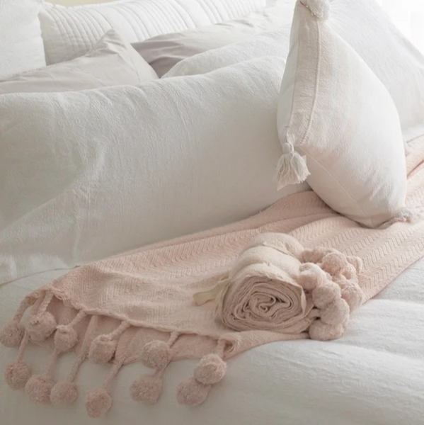 Pom-Pom Cotton Pink Throw