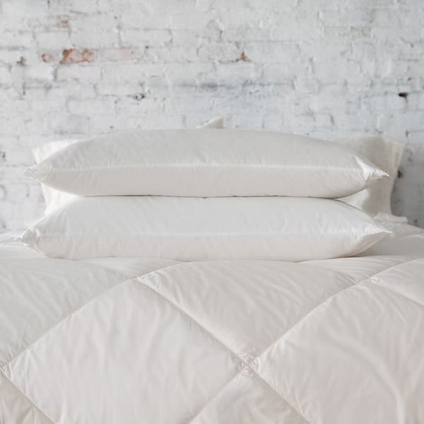 St. Genève-Piatra | Wool Pillow
