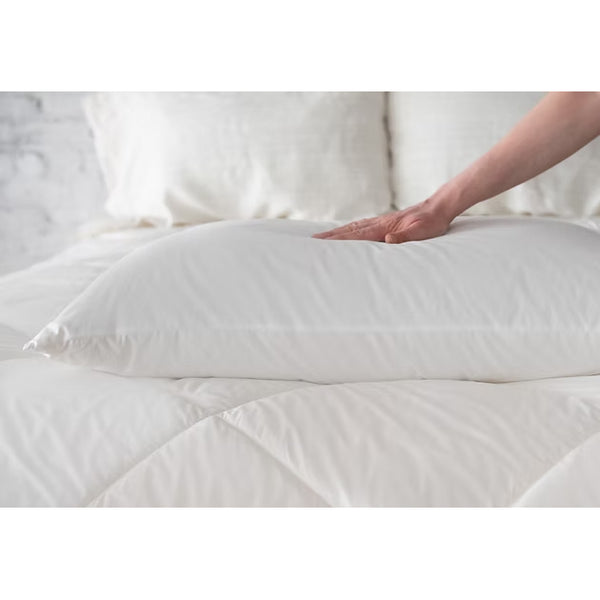 St. Genève-Piatra | Wool Pillow